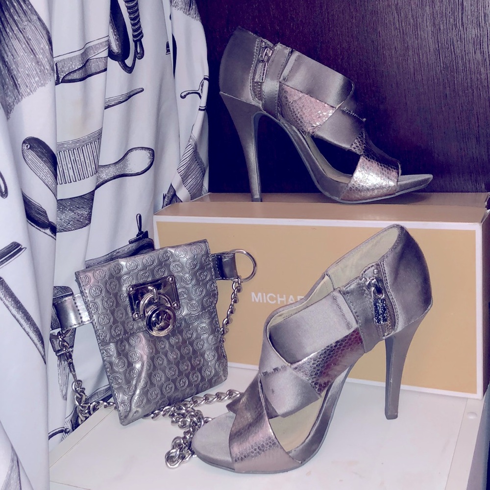 MK Heels Worn Once Size 5M